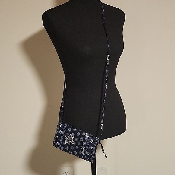 Blue Vera Bradley small cross body velcro closure purse wallet clutch - Picture 2 of 9